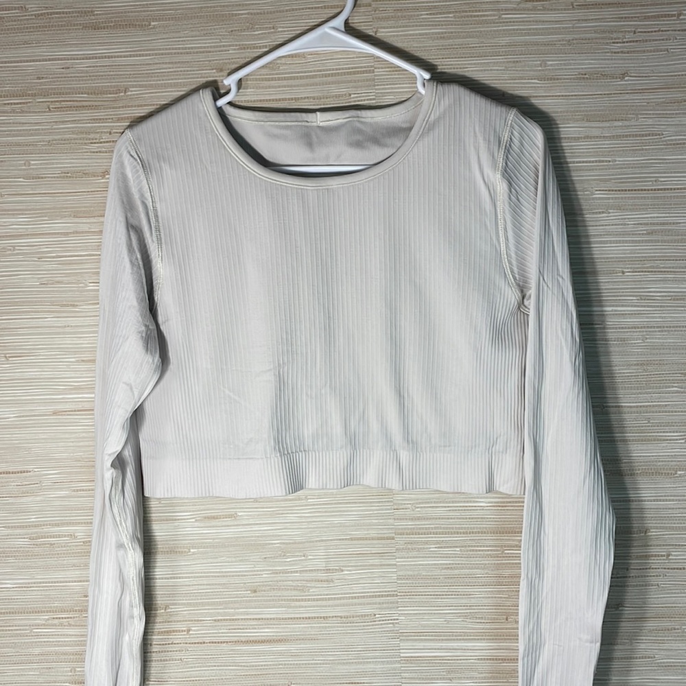 Lululemon crop